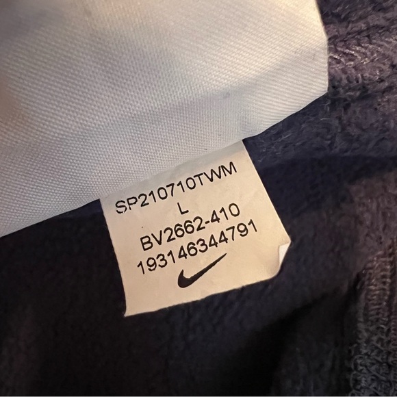 Nike Club Fleece Crewneck Men’s L Navy Blue Sweatshirt Logo BV2662-410 - Picture 5 of 5